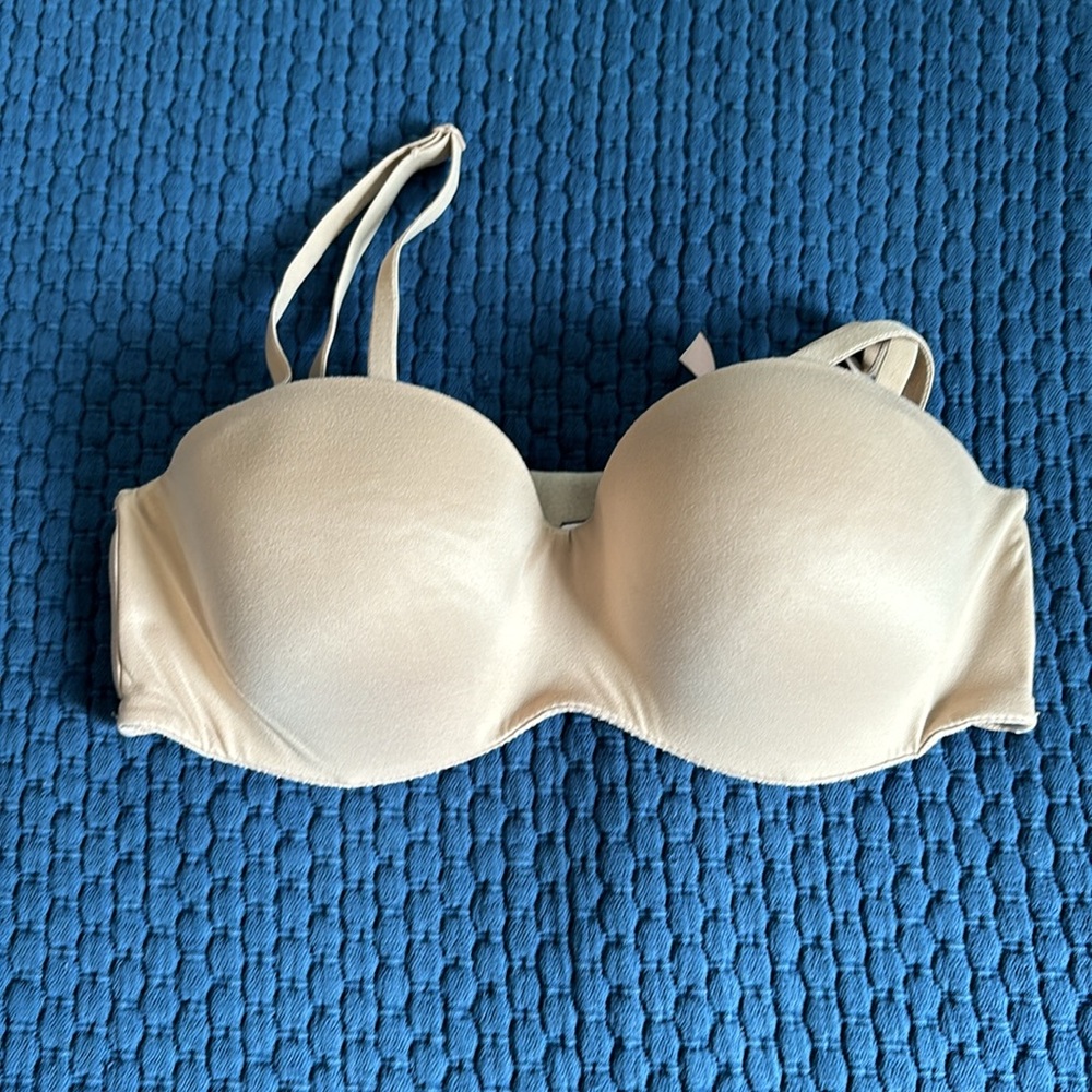 VS Body Strapless Bra - Picture 1 of 3